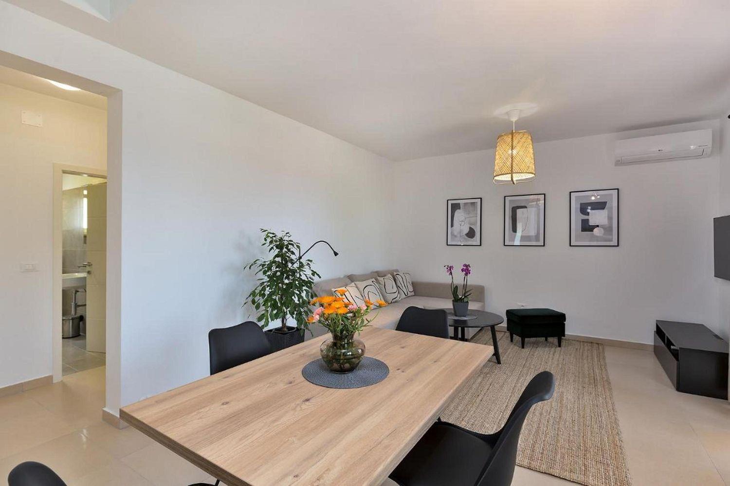Holiday home Charmantes Mit Meerblick, 2 Fahrraeder, Grill, Privater Balkon, Waschmaschine