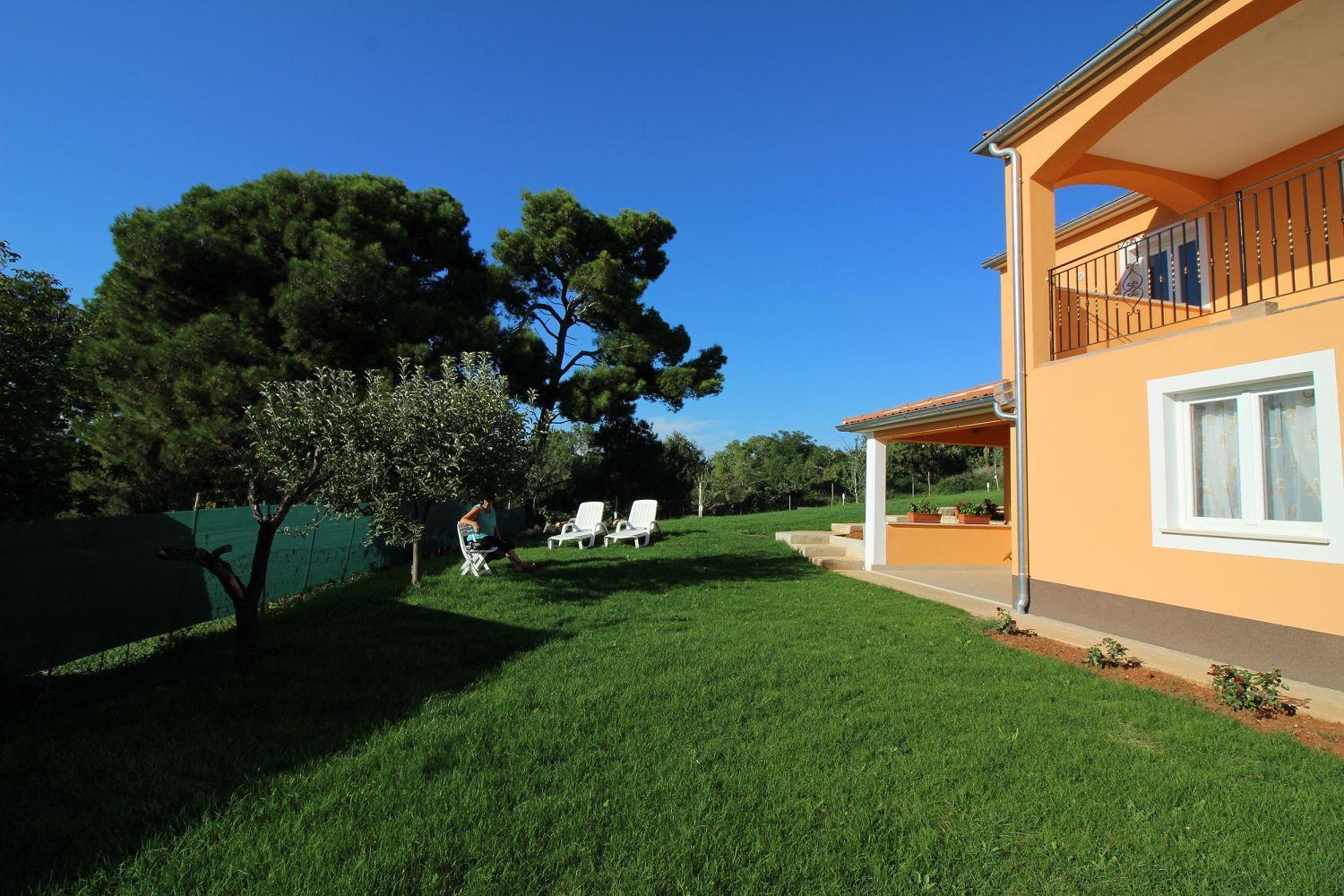 Ferienhaus Charmantes Mit Meerblick, 2 Fahrraeder, Grill, Privater Balkon, Waschmaschine